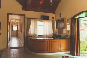  Hotel Tabarana  Серра-Негра